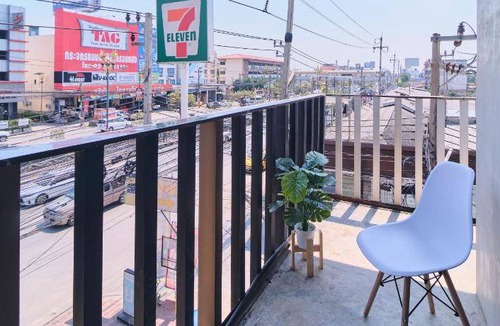 Racha Thewa Apartment | 90 m² Serviced apartment ∙ 127 guests