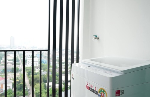 Bang Na Apartment | A charming one-bedroom a condo near the BTS