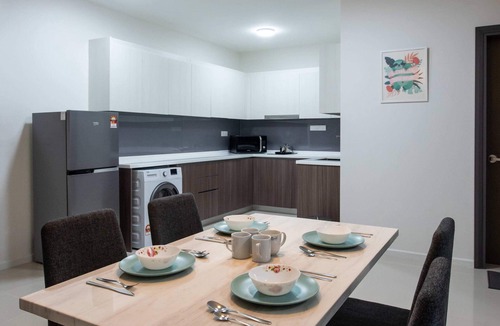Central District Apartment | A Cozy & Stylish Apt at Suasana Suites JB