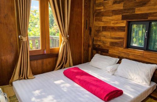 Mu Cang Chai Hotel | A Lử Homestay & Trekking
