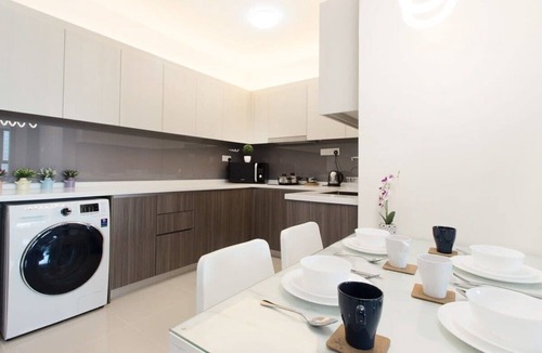 Central District Apartment | A Modern & Bright Suasana Suites in Johor Bahru