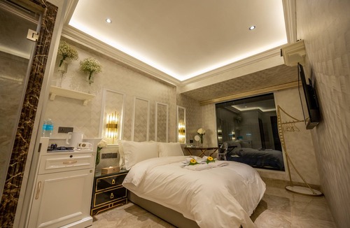 Downtown Kota Kinabalu Hotel | A Residence - A Member of The Luxury Stay Group