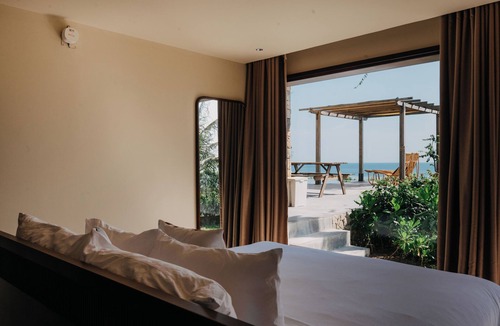 Quang Dien Hotel | A STAY IN CICI
