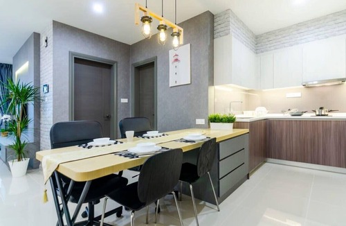 Central District Apartment | A Stylish & Cozy Suite at Suasana JB 03