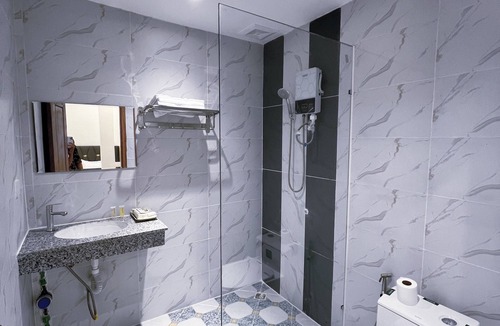 Prampir Makara Hotel | A Z Hotel Phnom Penh