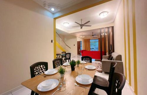 Taman Desa Tebrau House | A21 Tebrau Austin 12