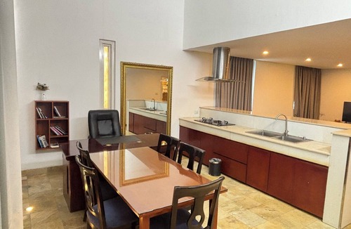 Van Mieu Hotel | A25 Premium Hotel - 12 Ngo Si Lien