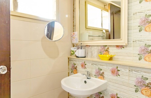 Bang Bua Thong Hotel | AA Resort Hotel