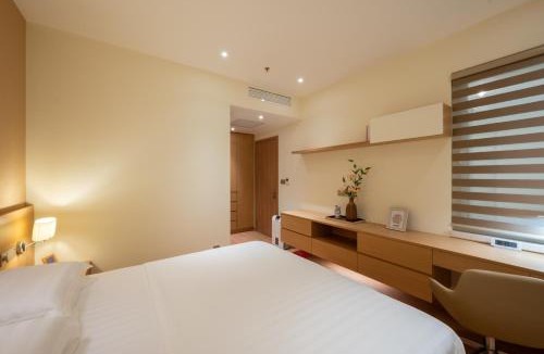 Hai Ba Trung Apartment | Acova Residence