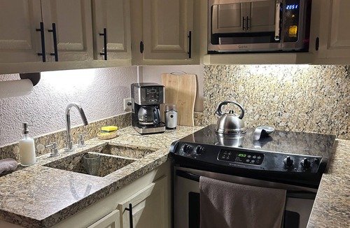 San Jose del Cabo Condo | Across from the Beach - A favorite of Annual Visitors and First time guests.
