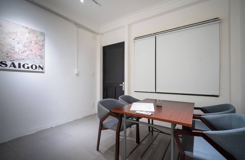 District 3 Apartment | Affordable Cozy studio for 4 Guests with Smart TV, WiFi in Saigon City Center