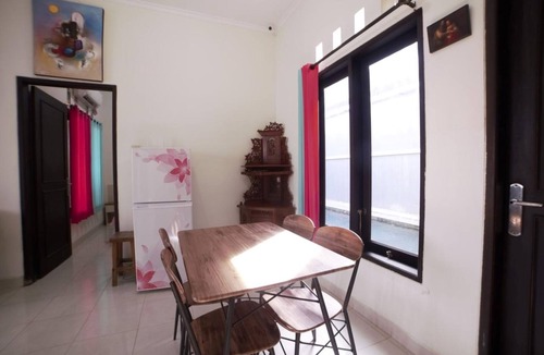 Taman Griya House | Affordable Private Room in Jimbaran, Swimming Pool Available