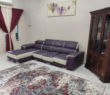 Temerloh Apartment | AHA Homestay Temerloh with 3 bedrooms, 2 toilet