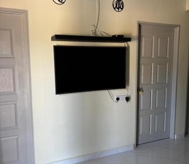 Kampung Sungai Duri House | Airisafiq Homestay