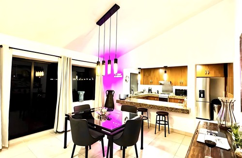 San Antonio Tlayacapan House | Ajijic Modern 1 Bed Home -Great location-Patio-Gym-Pickleball Court-Golf Cart
