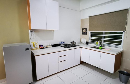 Taman Mount Austin Apartment | Akademik suites * Ikea/Aeon/water park ( 1-6pax )