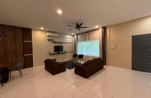 Kuching House | Alamanda Homestay Kuching by Mimpi B&B