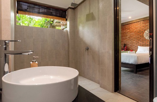 Kayu Putih Hotel | Alamanda Lovina Resort