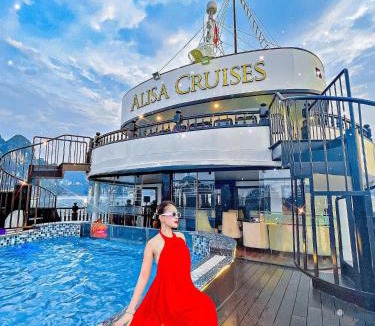 Ha Long Boat Rental | Alisa Premier Cruise
