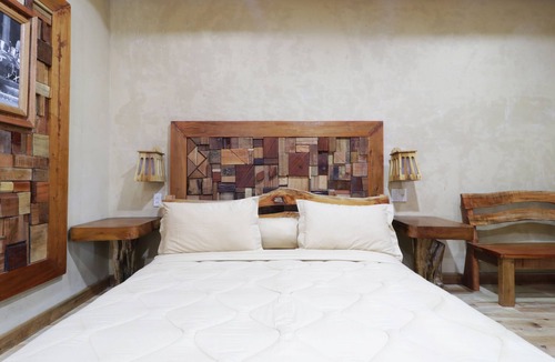 Berastagi Hotel | Alloyna Country Cottage