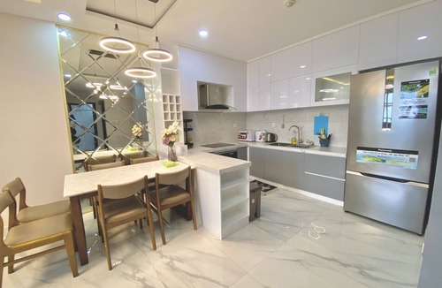 District 7 Apartment | Alm's 2 BedRoom Apartment at Sunrise City District 7