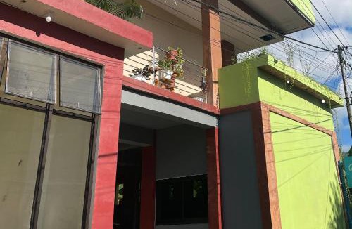 Ambon Hotel | Almira Homestay Ambon Mitra RedDoorz