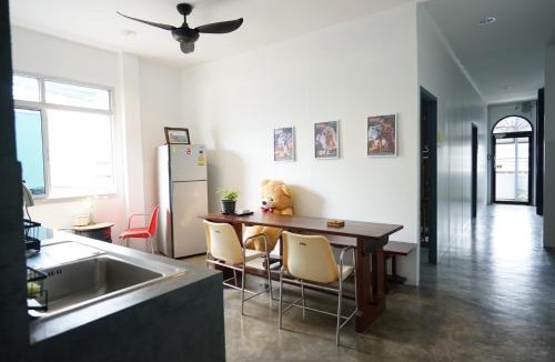 Cherngtalay Hostel | Amahostel