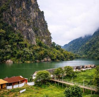 Nong Khiaw Hotel | Amanda Riverside