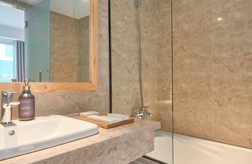 Ben Nghe Hotel | Amaya Saigon Boutique Hotel