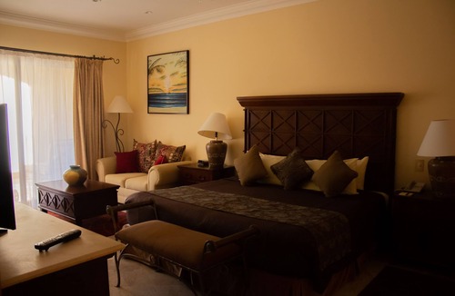 Flamingos Resort | Amazing 3 Bedroom - BradAndJoeyRentals Villa La Estancia