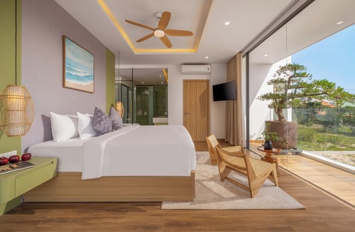 Ngu Hanh Son Villa | Amazing Newly Built Pool Villas Danang