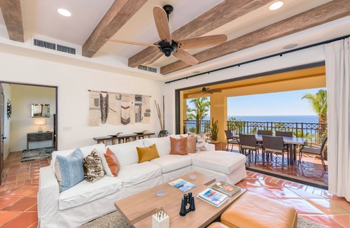 El Medano Ejidal Condo | AMAZING Ocean Views, Medano Beach, Downtown, 5-Star Hacienda Beach Club, 2BD