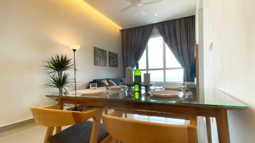 Malacca City Apartment | Amber Cove Seaview I 6 pax I wifi