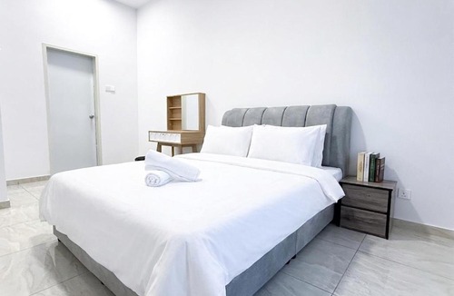 Klebang Besar Apartment | Ambience Residence Melaka 3R2B by DV