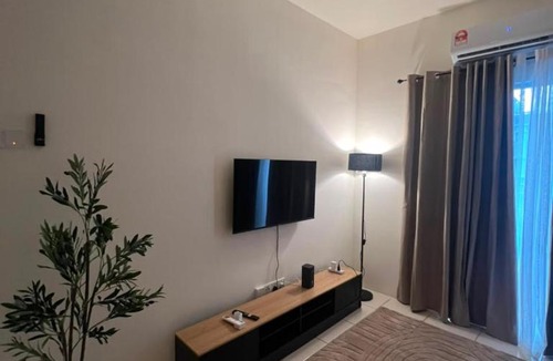 Ijok Apartment | Amjad Homestay Puncak Alam Musllims Only