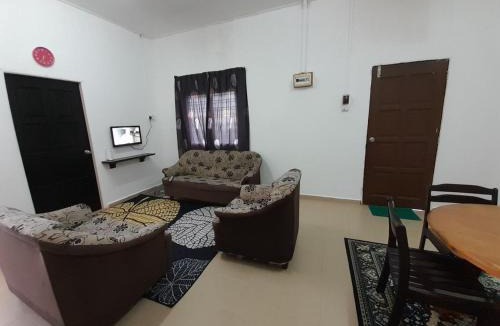 Pengadang Baru House | AMZ HOMESTAY KAMPUNG GONG KIAT, KUALA TERENGGANU