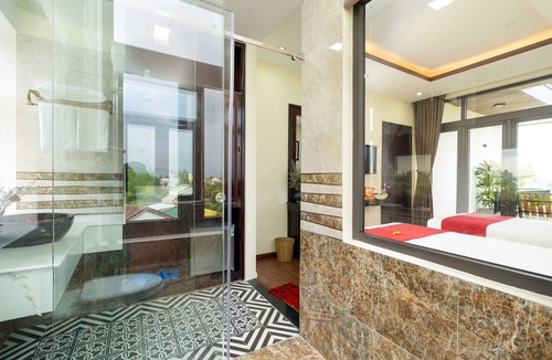 Cam Ha Bed & Breakfast | Ancient River Villa