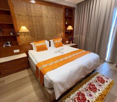 Kampung Surabaya Apartment | Ancient Riverbank 2BR River View Walk to City