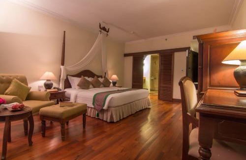 Siem Reap Hotel | Angkor Palace Resort & Spa
