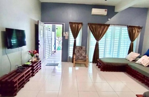 Hulu Kinta House | Animation Homes I Meru Raya IPOH I by Grab A Stay l 16pax max