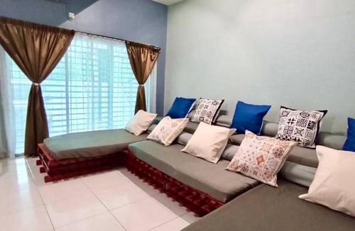Hulu Kinta House | Animation Homes I Meru Raya IPOH I by Grab A Stay l 16pax max