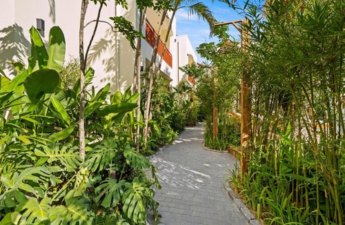 Hoi An City Centre Resort | Anora Retreat Hoi An