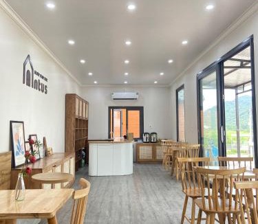 Co To Hotel | Antus Homestay