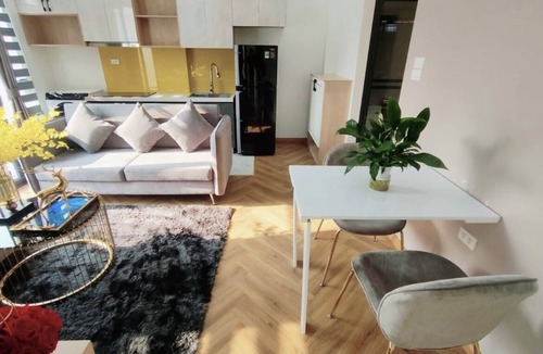 Tay Ho Apartment | Apartment with bacony, natural light Good price