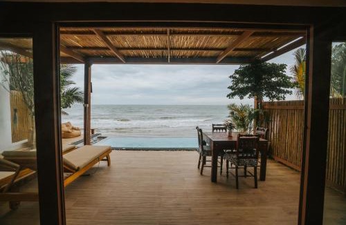 Pak Nam Pran Villa | Areeya Beachfront Villas Pranburi