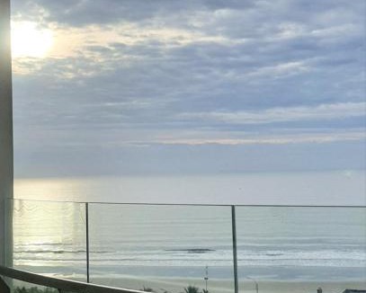 Vung Tau Apartment | Aria Resort- Căn hộ nghỉ dưỡng tầng 8 hướng biển, hồ bơi sát cạnh bãi tắm riêng (miễn phí)