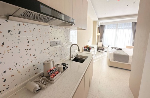 Prey Nob Apartment | Ark Seaview Holiday Inn by Caerus