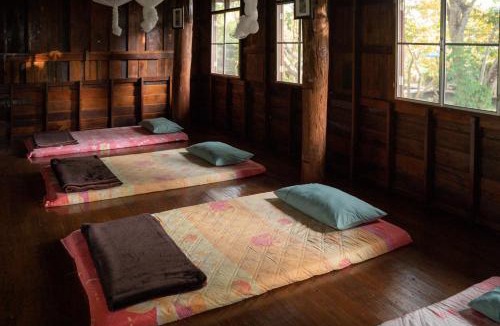 Chiang Dao Hostel | Art House at Chiangdao - Waterlily House