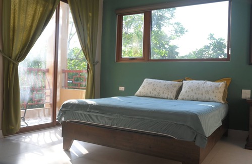 Hoa Lu Resort | Art Rice field Y Van Cac Homestay