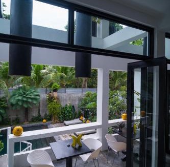 Chamkar Mon Bed & Breakfast | Arthur & Paul (Men Only Hotel)